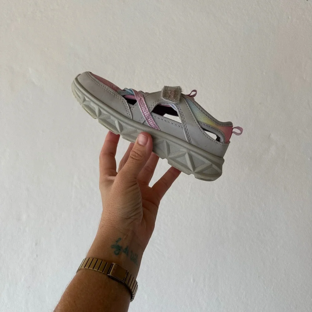 OshKosh B'gosh Rock-G Sneakers Girls Size 12M Pink Grey Play Sandals OS25R01H